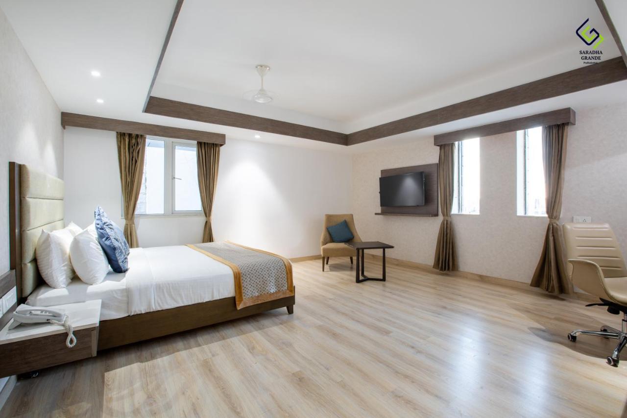 Hotel Saradha Grande Pudukkottai Kültér fotó