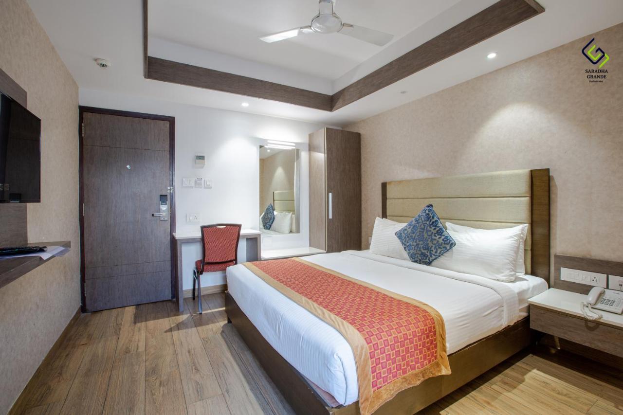 Hotel Saradha Grande Pudukkottai Kültér fotó